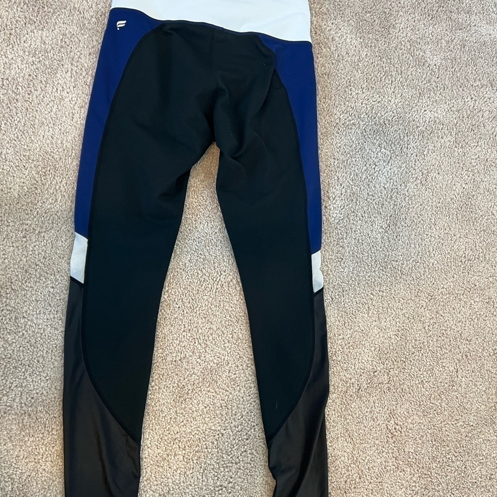 𝅺FABLETICS Women’s Black and Blue Leggings Fits‎ XS/S - Picture 3 of 7